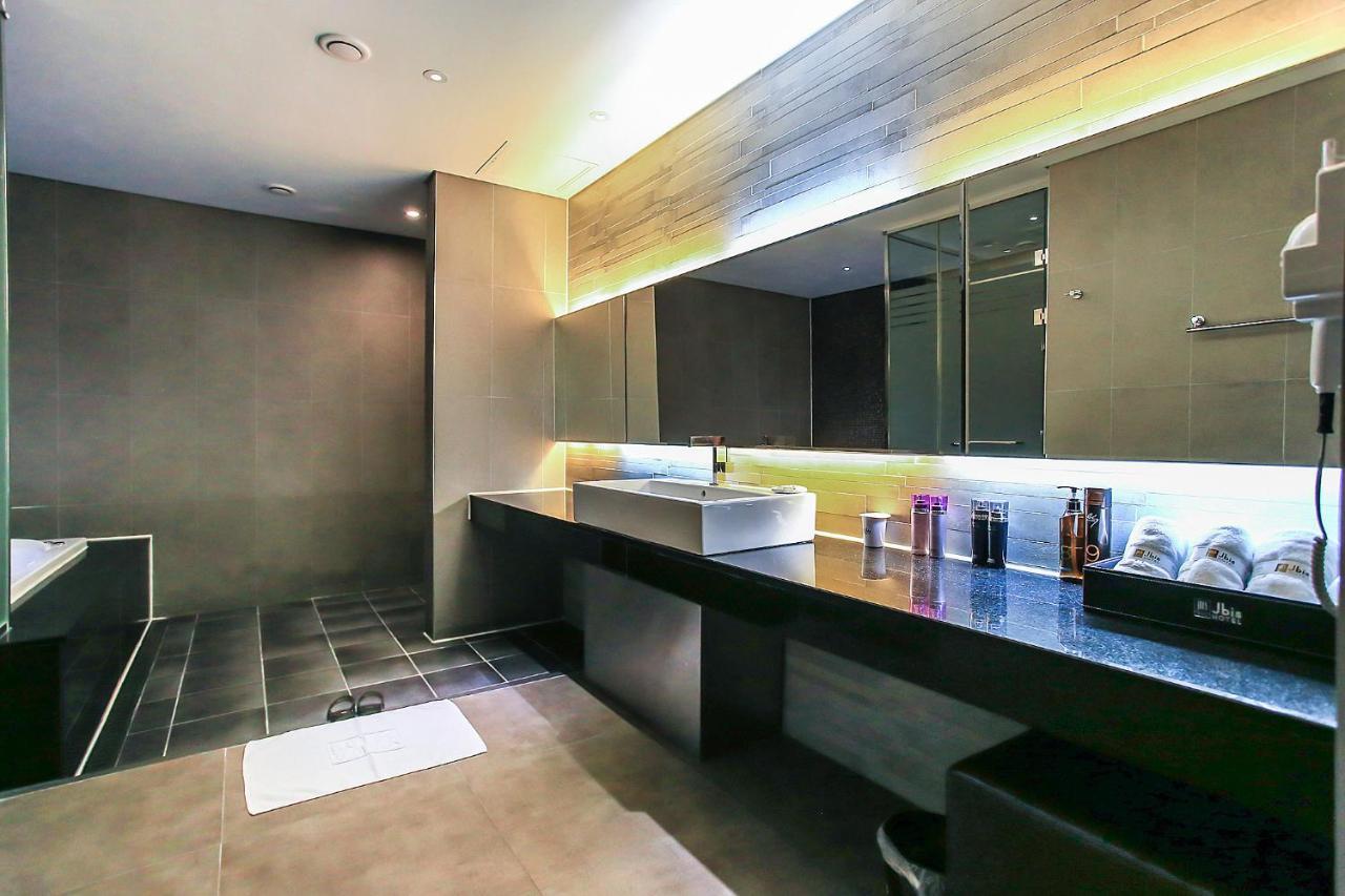 Jbis Hotel Uijeongbu Esterno foto